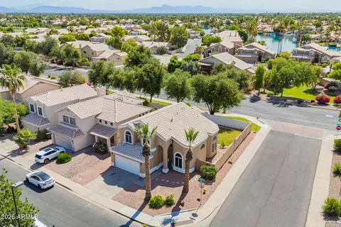 View/Area - 929 S Scallop Dr, Gilbert, AZ 85233 photo 5 of 10
