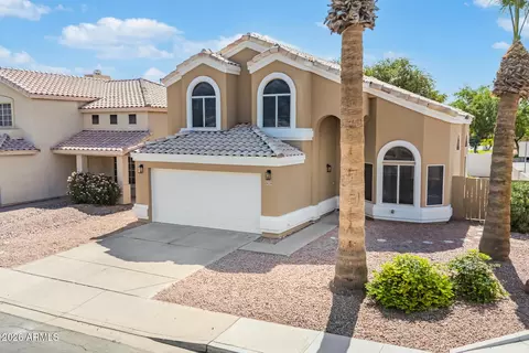 Exterior - 929 S Scallop Dr, Gilbert, AZ 85233 photo 2 of 8