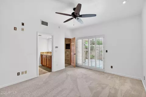 Bedroom - 10 E Coral Gables Dr, Phoenix, AZ 85022 photo 3 of 4