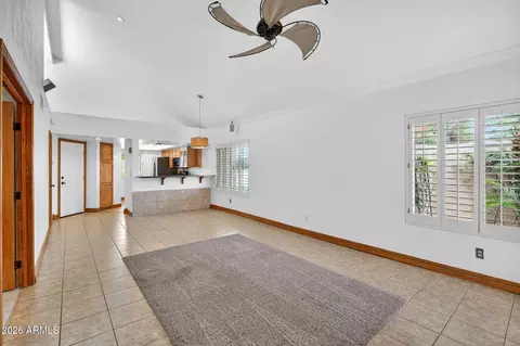 Living - 10 E Coral Gables Dr, Phoenix, AZ 85022 photo 5 of 5