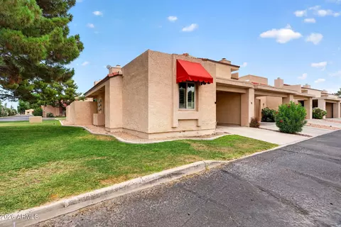 Exterior - 10 E Coral Gables Dr, Phoenix, AZ 85022 photo 3 of 9