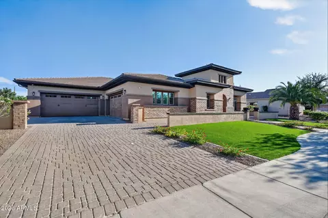 Exterior - 2285 E Mead Dr, Gilbert, AZ 85298 photo 12 of 23
