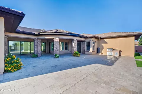 Exterior - 2285 E Mead Dr, Gilbert, AZ 85298 photo 7 of 23