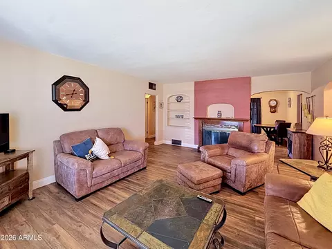 Living - 15 E Orange Dr, Phoenix, AZ 85012 photo 2 of 2