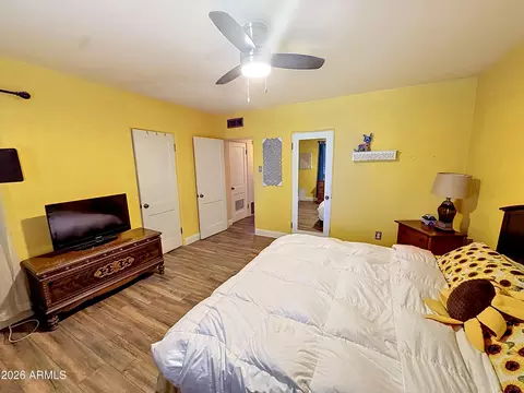 Bedroom - 15 E Orange Dr, Phoenix, AZ 85012 photo 5 of 5