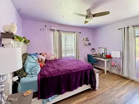 Bedroom - 15 E Orange Dr, Phoenix, AZ 85012 photo 1 of 5
