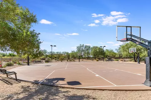 View/Area - 3638 E Sands Dr, Phoenix, AZ 85050 photo 9 of 16
