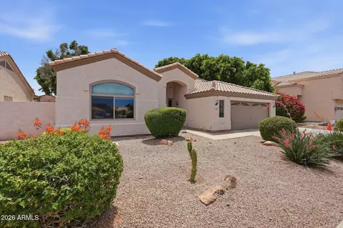 11203 W Cottonwood Ln, Avondale, AZ 85392