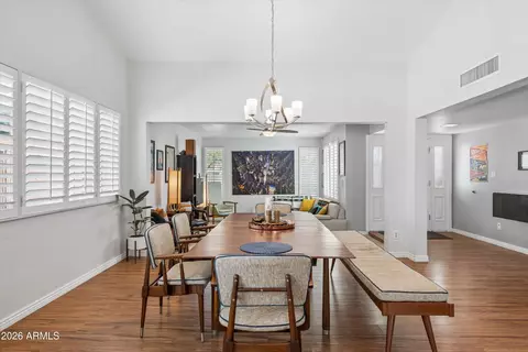 Dining - 4568 E Paradise Ln, Phoenix, AZ 85032 photo 1 of 3