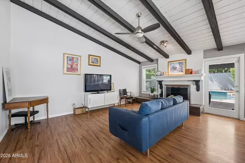 Living - 4568 E Paradise Ln, Phoenix, AZ 85032 photo 3 of 3