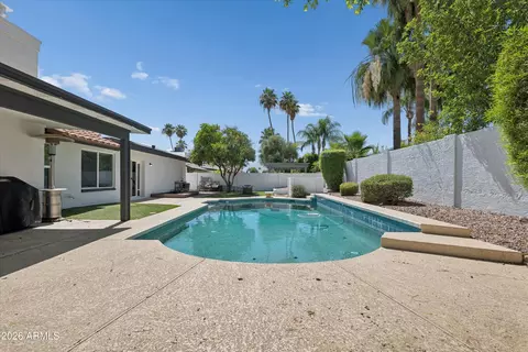 Exterior - 4568 E Paradise Ln, Phoenix, AZ 85032 photo 11 of 13
