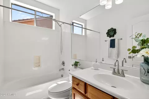Bath - 3941 E Cullumber St, Gilbert, AZ 85234 photo 8 of 9