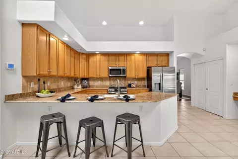 Kitchen - 3941 E Cullumber St, Gilbert, AZ 85234 photo 3 of 6