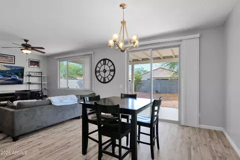 Dining - 1818 E Grove St, Phoenix, AZ 85040 photo 1 of 1