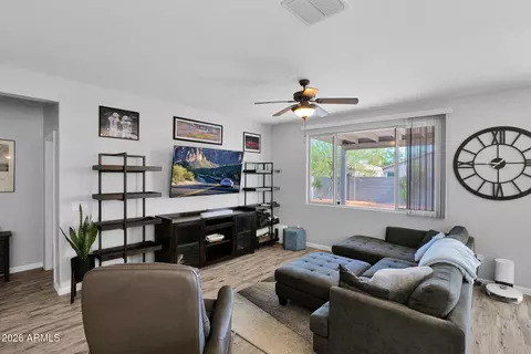 Living - 1818 E Grove St, Phoenix, AZ 85040 photo 1 of 3
