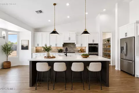 Kitchen - 1686 E Carriage Ln, Phoenix, AZ 85086 photo 1 of 3