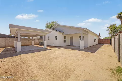 Exterior - 1416 E Pierce St, Phoenix, AZ 85006 photo 4 of 7
