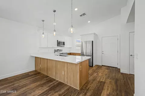 Kitchen - 1416 E Pierce St, Phoenix, AZ 85006 photo 4 of 5