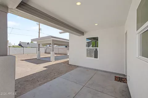 Exterior - 1416 E Pierce St, Phoenix, AZ 85006 photo 6 of 7