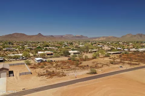 0000 E Carriage Ln #4, Phoenix, AZ 85086 photo 3
