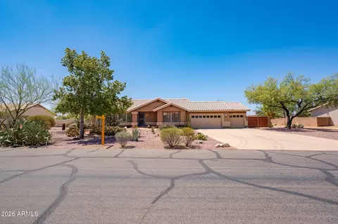 Exterior - 125 E Blue Eagle Ln, Phoenix, AZ 85086 photo 16 of 18