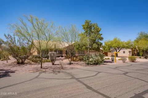 Exterior - 125 E Blue Eagle Ln, Phoenix, AZ 85086 photo 17 of 18