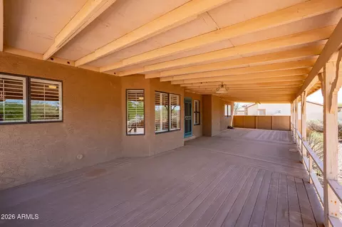 Exterior - 125 E Blue Eagle Ln, Phoenix, AZ 85086 photo 4 of 18