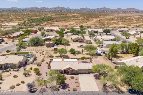 View/Area - 125 E Blue Eagle Ln, Phoenix, AZ 85086 photo 3 of 6
