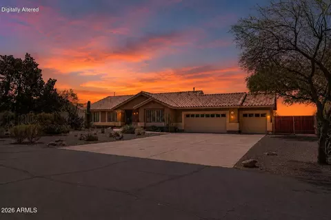 125 E Blue Eagle Ln, Phoenix, AZ 85086