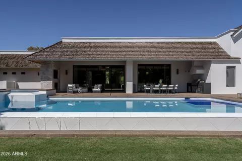 Exterior - 4737 Exeter Blvd, Phoenix, AZ 85018 photo 11 of 16