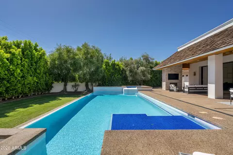 Exterior - 4737 Exeter Blvd, Phoenix, AZ 85018 photo 13 of 15