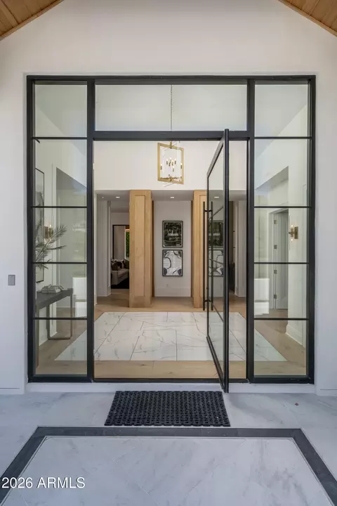Entry Way - 4737 Exeter Blvd, Phoenix, AZ 85018 photo 2 of 5