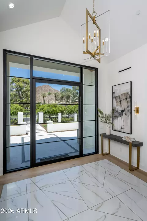 Entry Way - 4737 Exeter Blvd, Phoenix, AZ 85018 photo 2 of 3