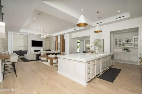 Kitchen - 4737 Exeter Blvd, Phoenix, AZ 85018 photo 3 of 7