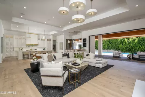 4737 Exeter Blvd, Phoenix, AZ 85018