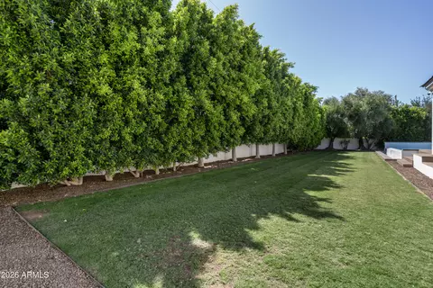 Exterior - 4737 Exeter Blvd, Phoenix, AZ 85018 photo 5 of 16