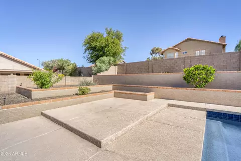 Exterior - 1317 E Grandview Rd, Phoenix, AZ 85022 photo 8 of 19