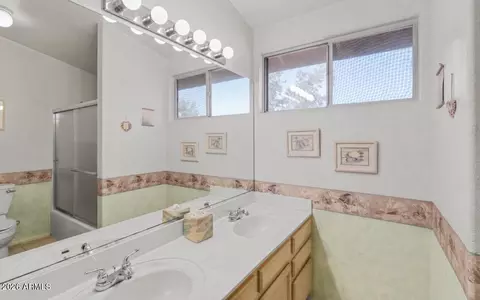 Bath - 1317 E Grandview Rd, Phoenix, AZ 85022 photo 6 of 7