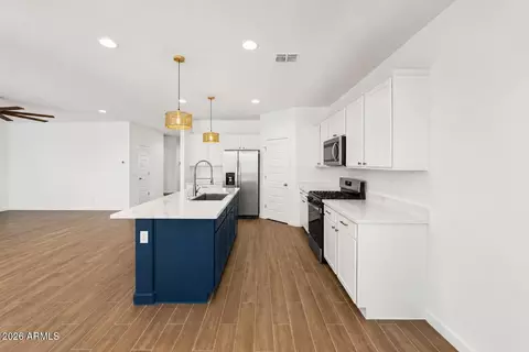 Kitchen - 2446 W Stradling Ave, Apache Junction, AZ 85120 photo 5 of 5