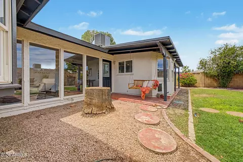 Exterior - 1066 E Carson Dr, Tempe, AZ 85282 photo 5 of 12