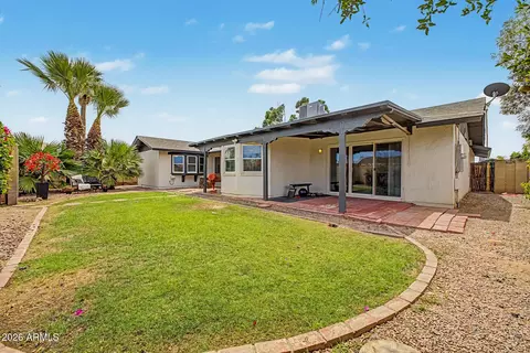 Exterior - 1066 E Carson Dr, Tempe, AZ 85282 photo 6 of 12