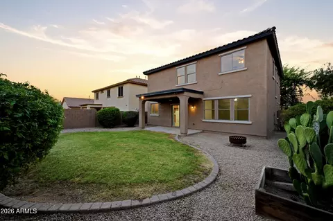 Exterior - 2511 W Beverly Rd, Phoenix, AZ 85041 photo 5 of 7