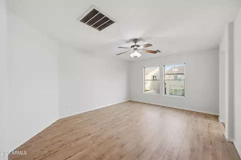 Living - 2511 W Beverly Rd, Phoenix, AZ 85041 photo 4 of 6