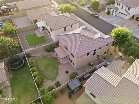 View/Area - 2511 W Beverly Rd, Phoenix, AZ 85041 photo 4 of 7