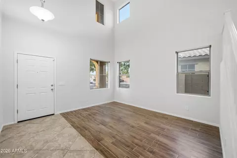 Entry Way - 2511 W Beverly Rd, Phoenix, AZ 85041 photo 1 of 2