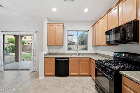 Kitchen - 2511 W Beverly Rd, Phoenix, AZ 85041 photo 2 of 2