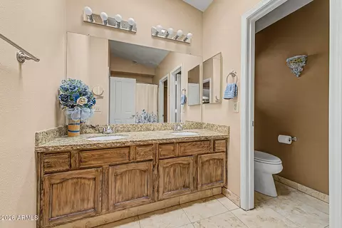 Bath - 4226 E Whitney Ln, Phoenix, AZ 85032 photo 1 of 3