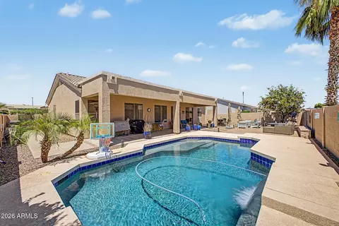 Exterior - 3293 E Red Oak Ln, Gilbert, AZ 85297 photo 3 of 11