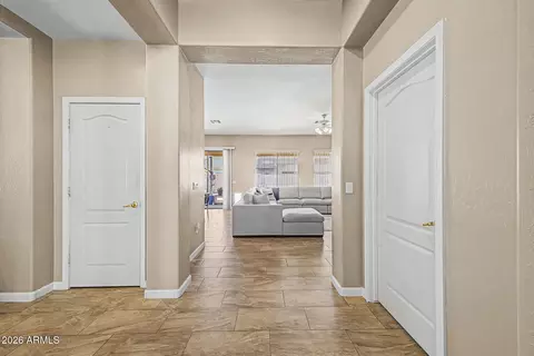 Entry Way - 3293 E Red Oak Ln, Gilbert, AZ 85297 photo 4 of 5