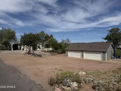 656 E Queen Creek Dr, Queen Valley, AZ 85118
